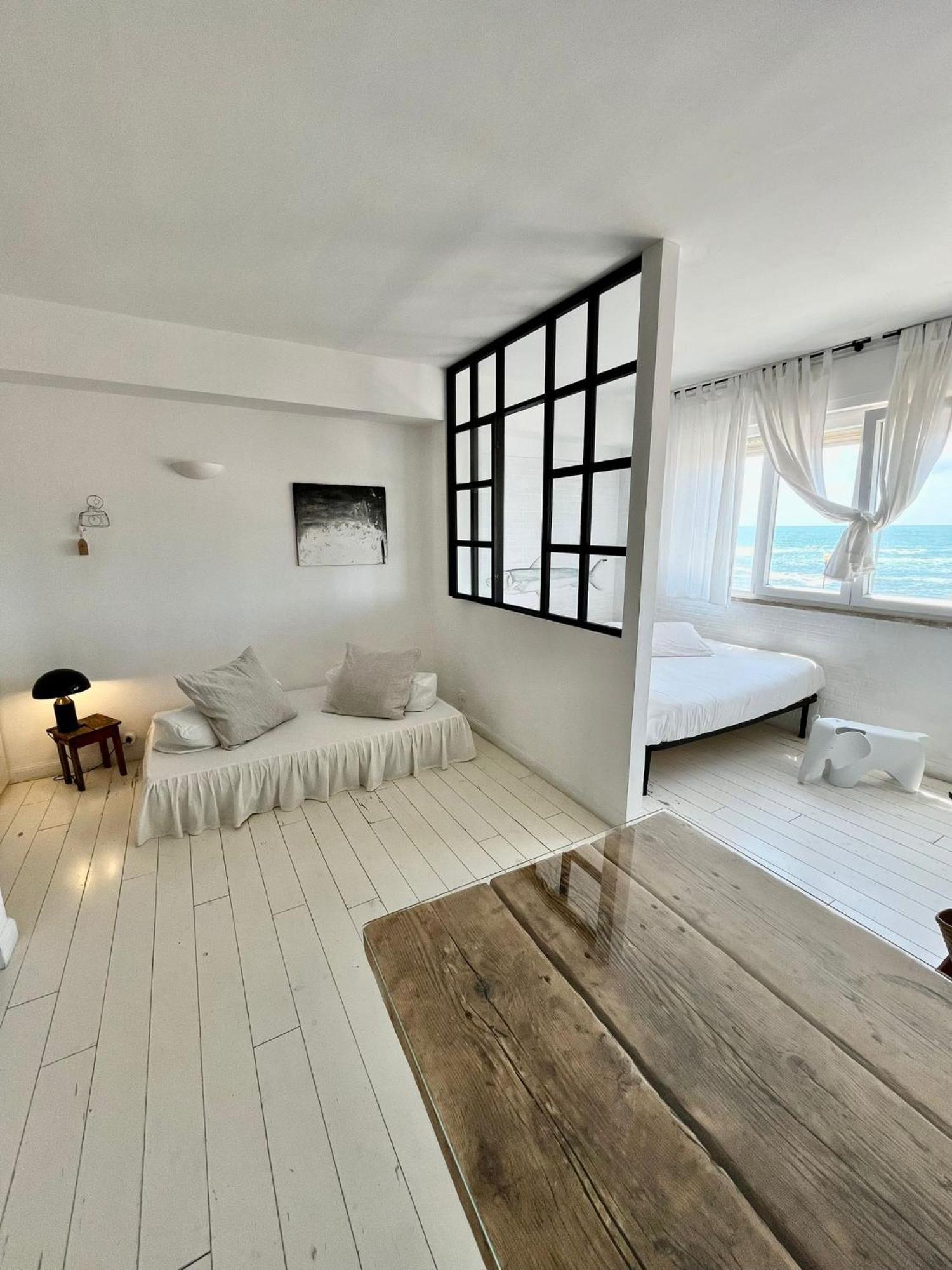 리보르노 Sunset Loft 아파트 객실 사진